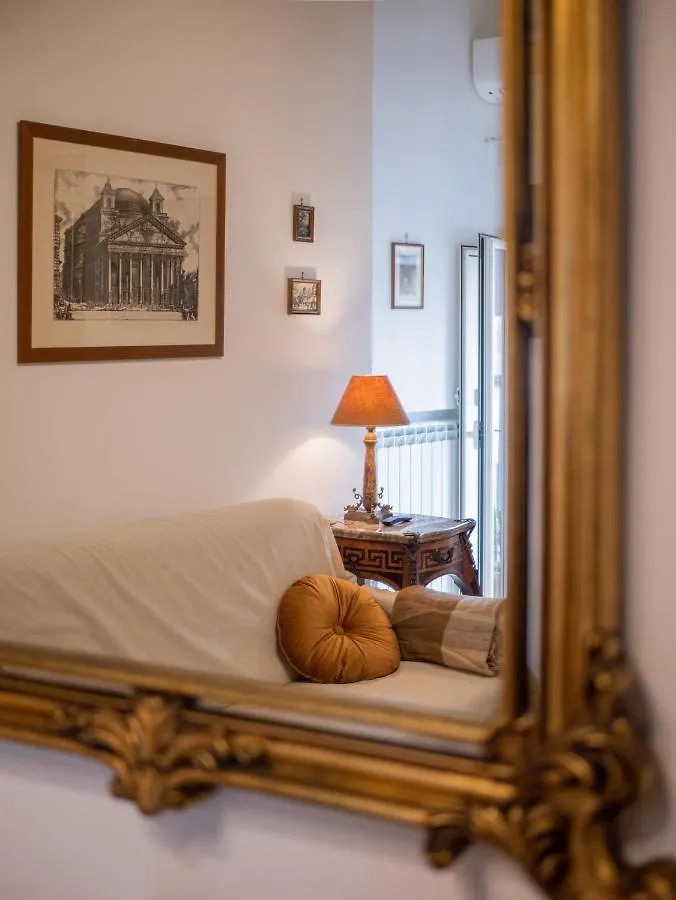 Minerva House Pantheon Apartment Rome Italy